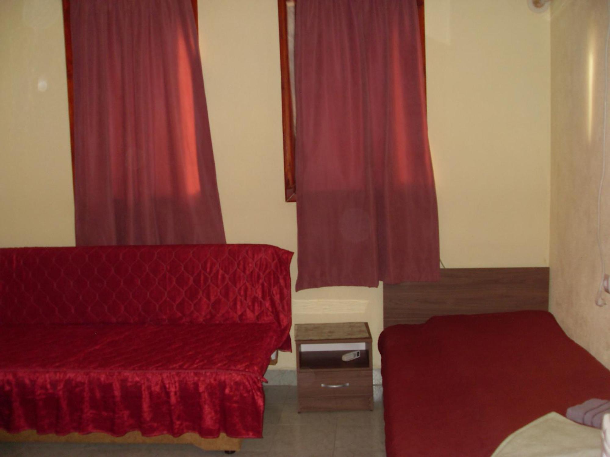 Guest House Rimski Most ميلنيك المظهر الخارجي الصورة