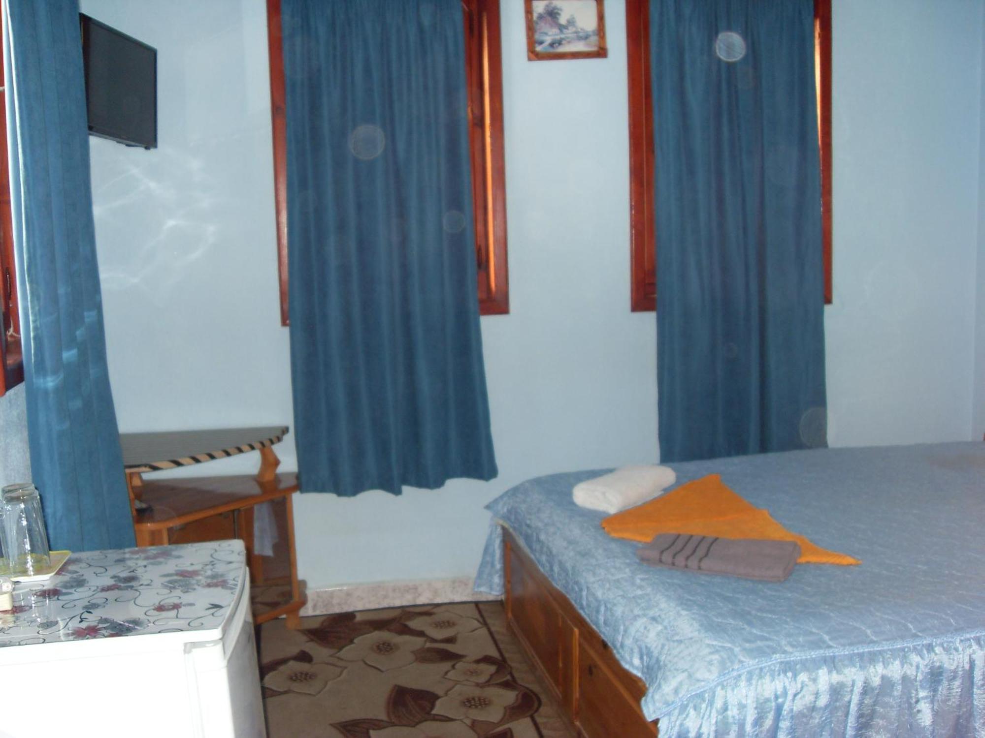 Guest House Rimski Most ميلنيك المظهر الخارجي الصورة