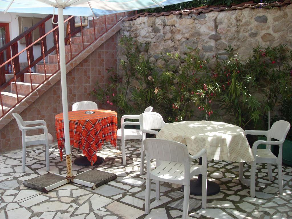 Guest House Rimski Most ميلنيك المظهر الخارجي الصورة